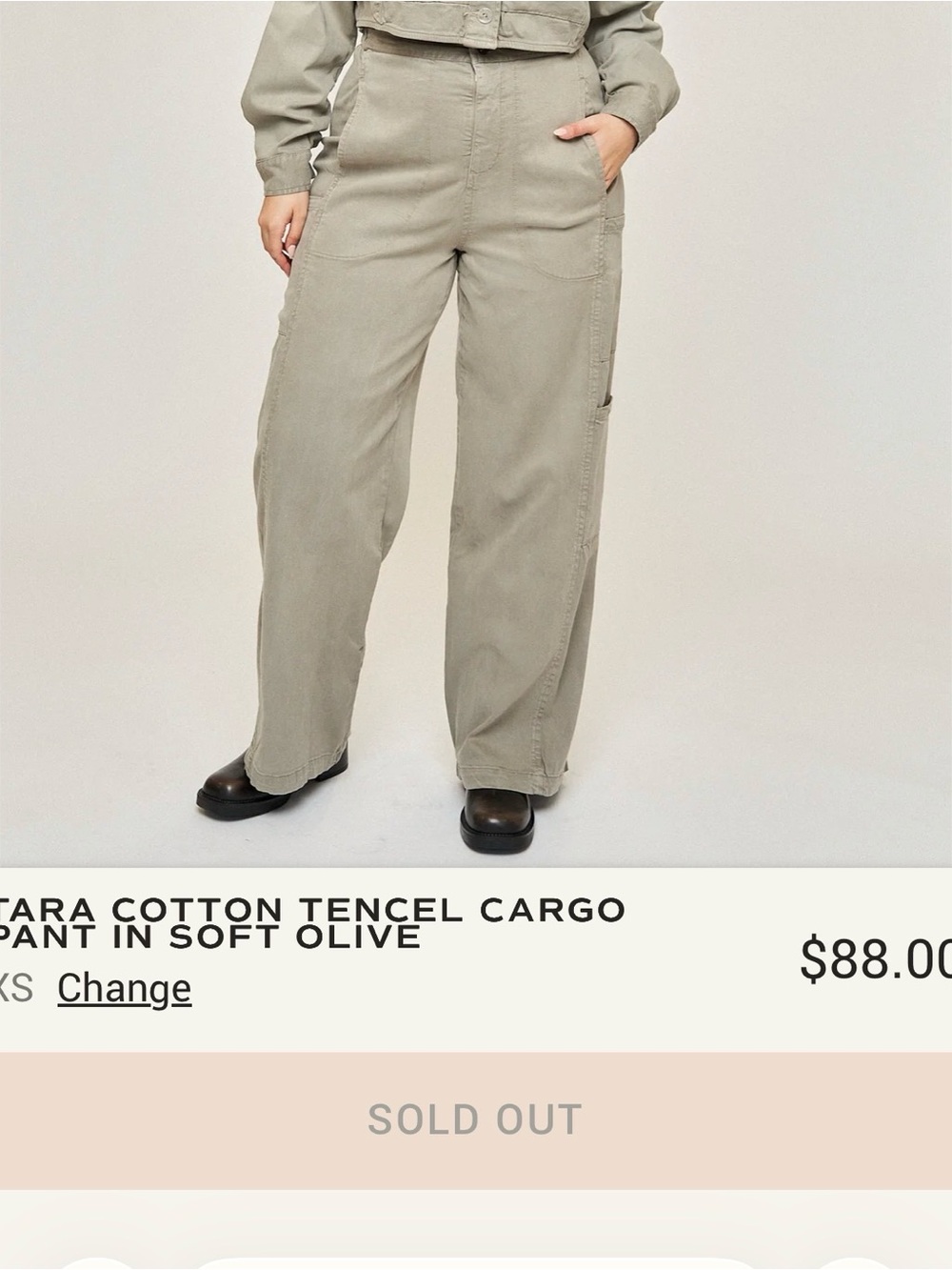 What Lo Wants boutique brand sage green elastic cargo waist pants